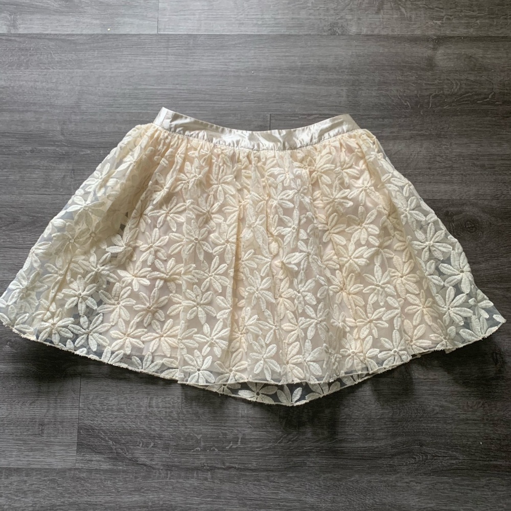 NWT flare cream skirt size small